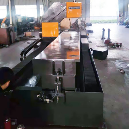 G5360-300滑車立式帶鋸機(jī)