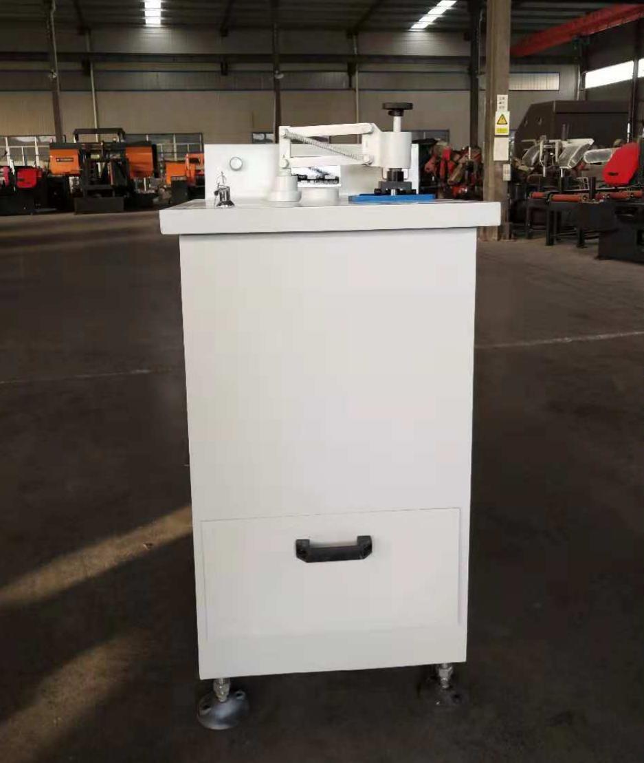 注重對光譜磨樣機的細(xì)節(jié)維護